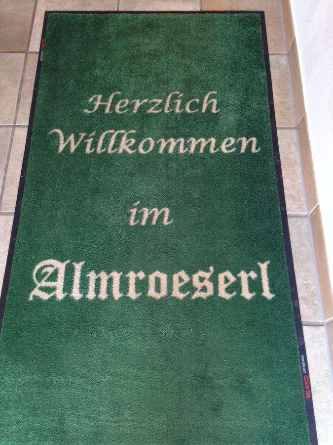 Almroeserl Mittenwald Extérieur photo